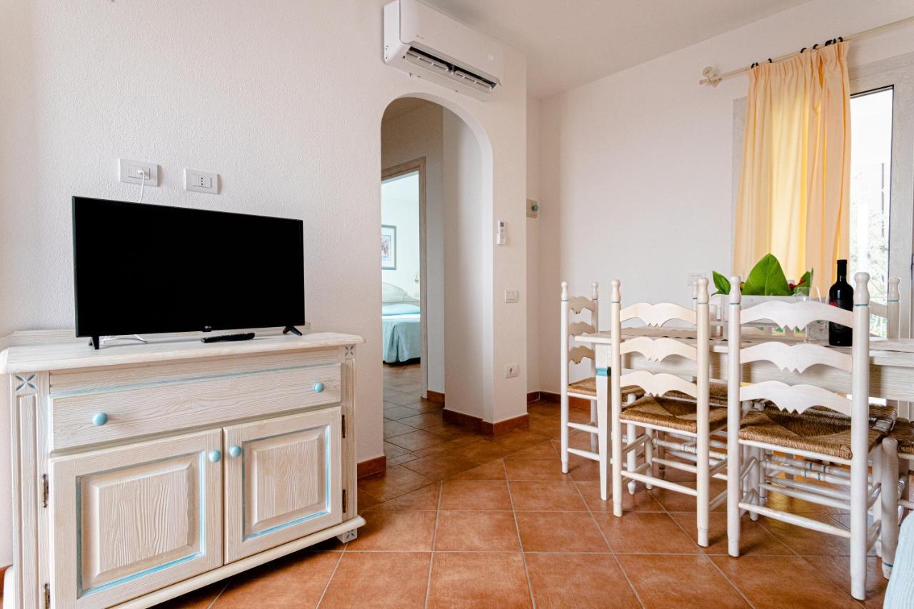 Le Residenze Del Golfo Di Orosei Aparthotel Exterior photo