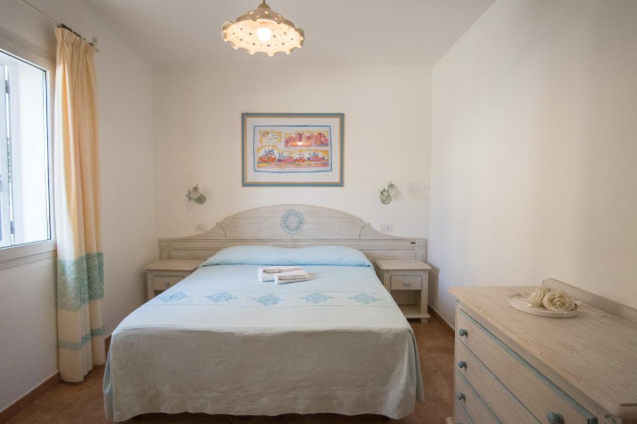 Le Residenze Del Golfo Di Orosei Aparthotel Exterior photo