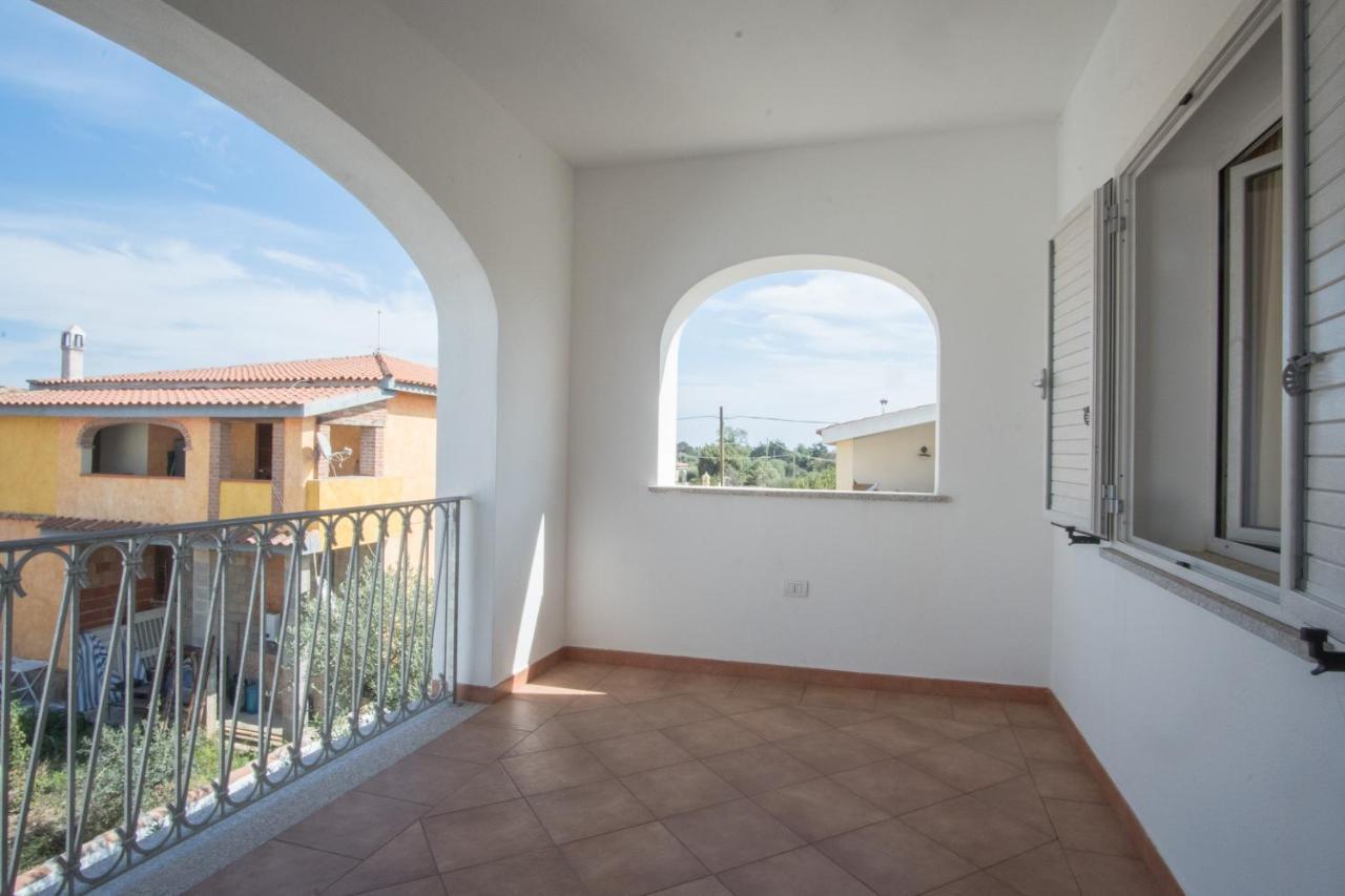 Le Residenze Del Golfo Di Orosei Aparthotel Exterior photo